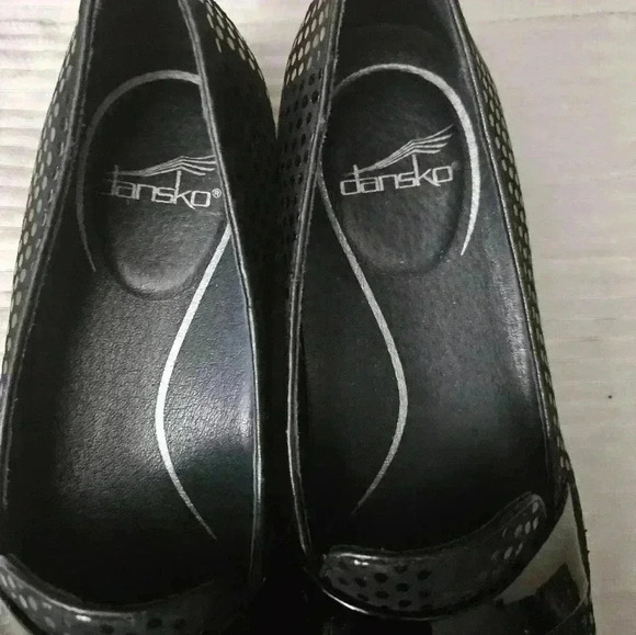 Dansko Women's Oksana Loafer. Size 37/6.5/ 7. Black with polka dots. Slip on - Picture 4 of 8